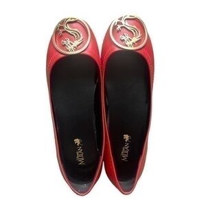 Women’s Size 9 Mulan red  Flats w logo .
